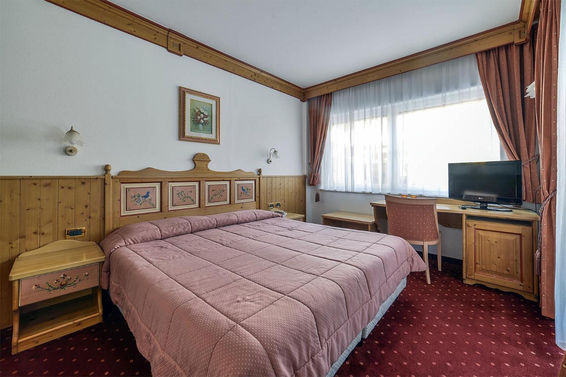Alpenhotel Panorama Кампітелло-ді-Фасса Екстер'єр фото