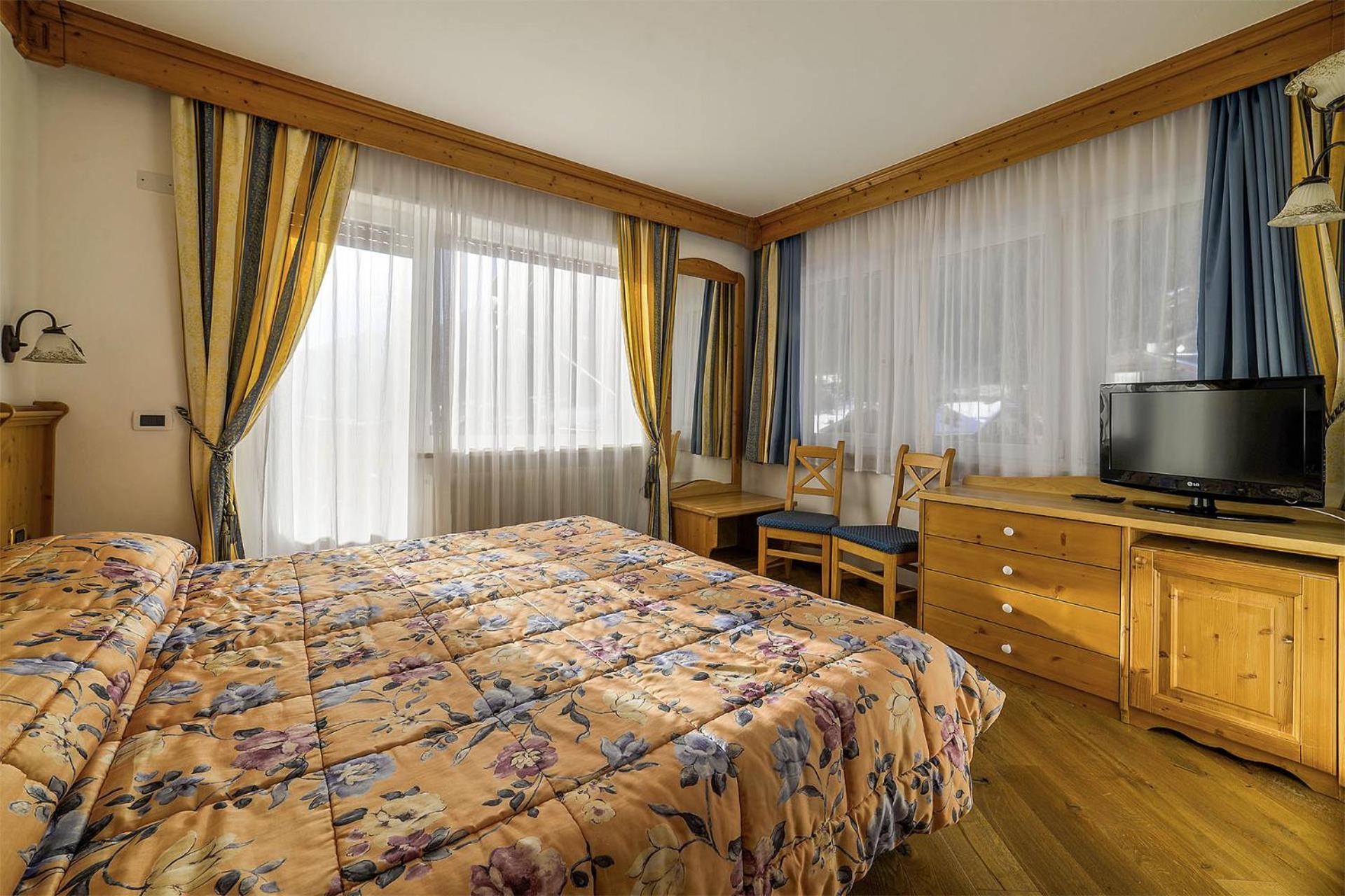 Alpenhotel Panorama Кампітелло-ді-Фасса Екстер'єр фото